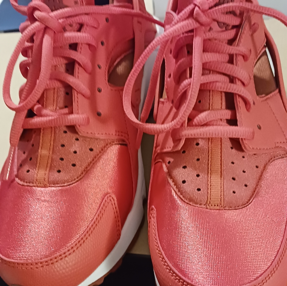 Nike Huarache sneakers